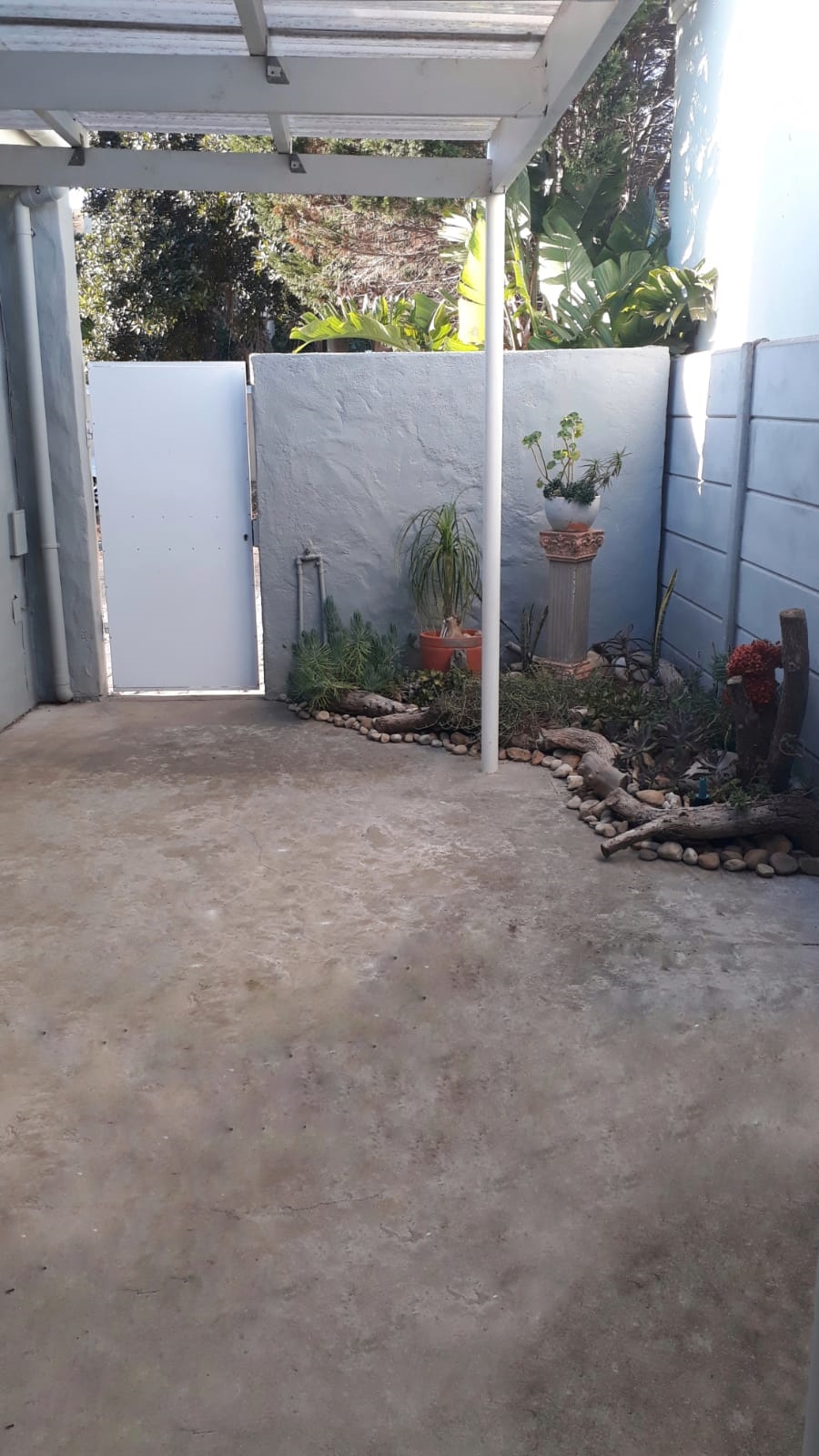 To Let 1 Bedroom Property for Rent in West Beach Western Cape